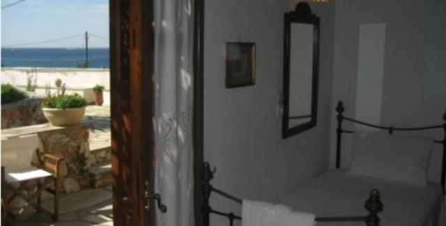 Pleoussa Studio And Apartments Скопелос Экстерьер фото