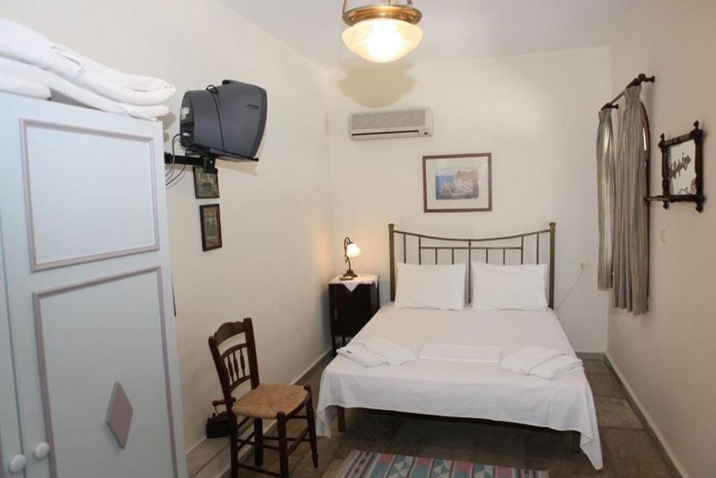 Pleoussa Studio And Apartments Скопелос Экстерьер фото